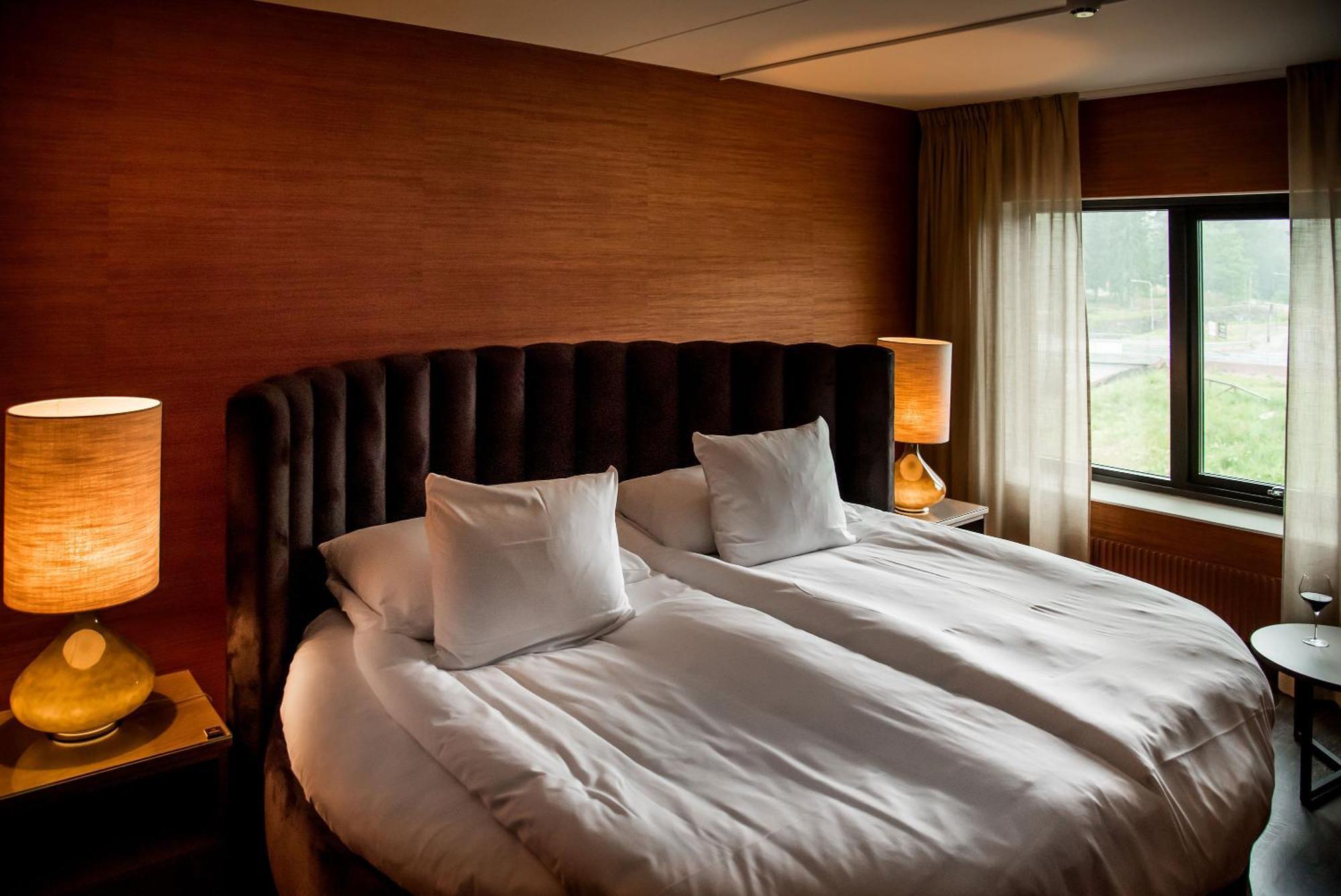 Billingehus Hotel Skovde Bagian luar foto